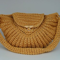 Sac beige en crochet artisanal Sac beige en crochet artisanal